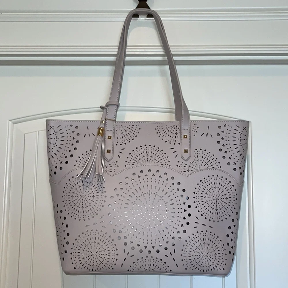 🎈MIZTIQUE Designer Collection Bag-In-Bag tote - Taupe - Perfect Summer Tote!